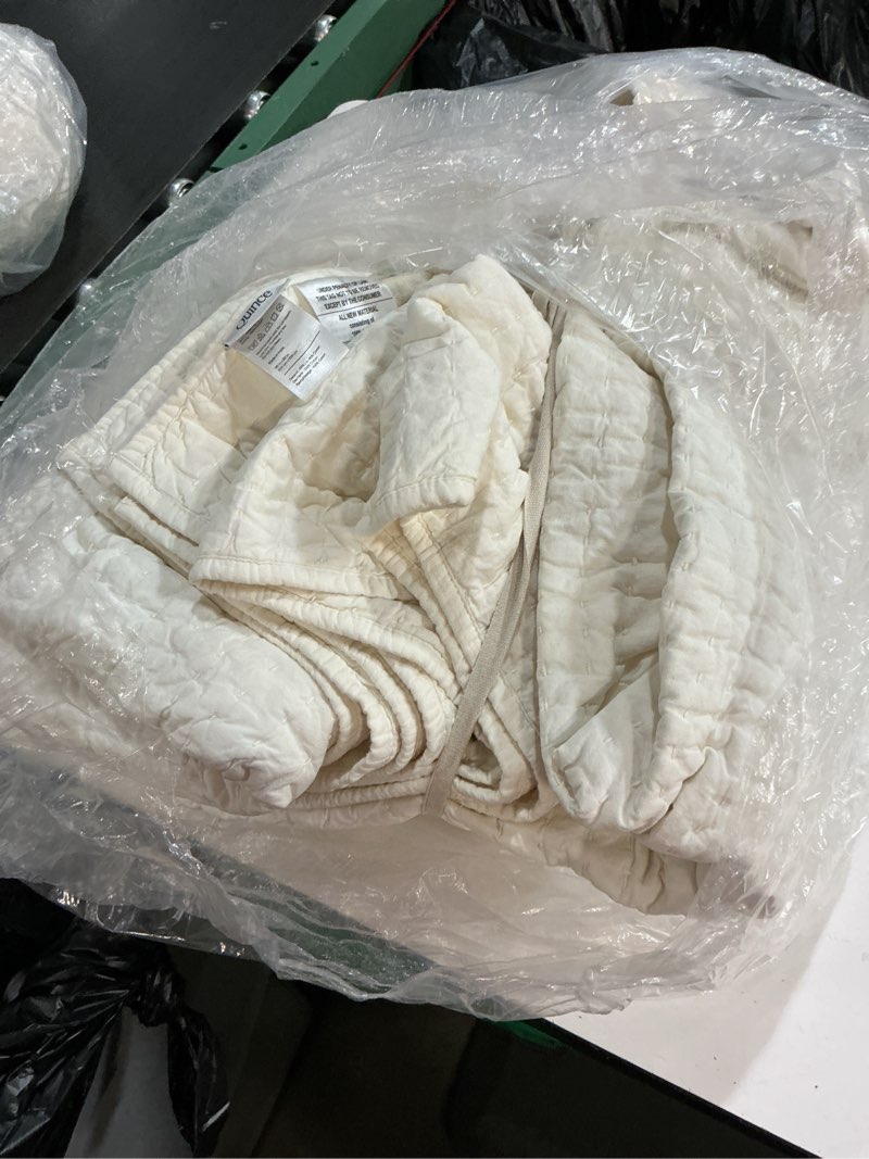 Condition photo showing As Is for  quince european linen cotton stitch quilt zise 88 in x92 in color ivory 