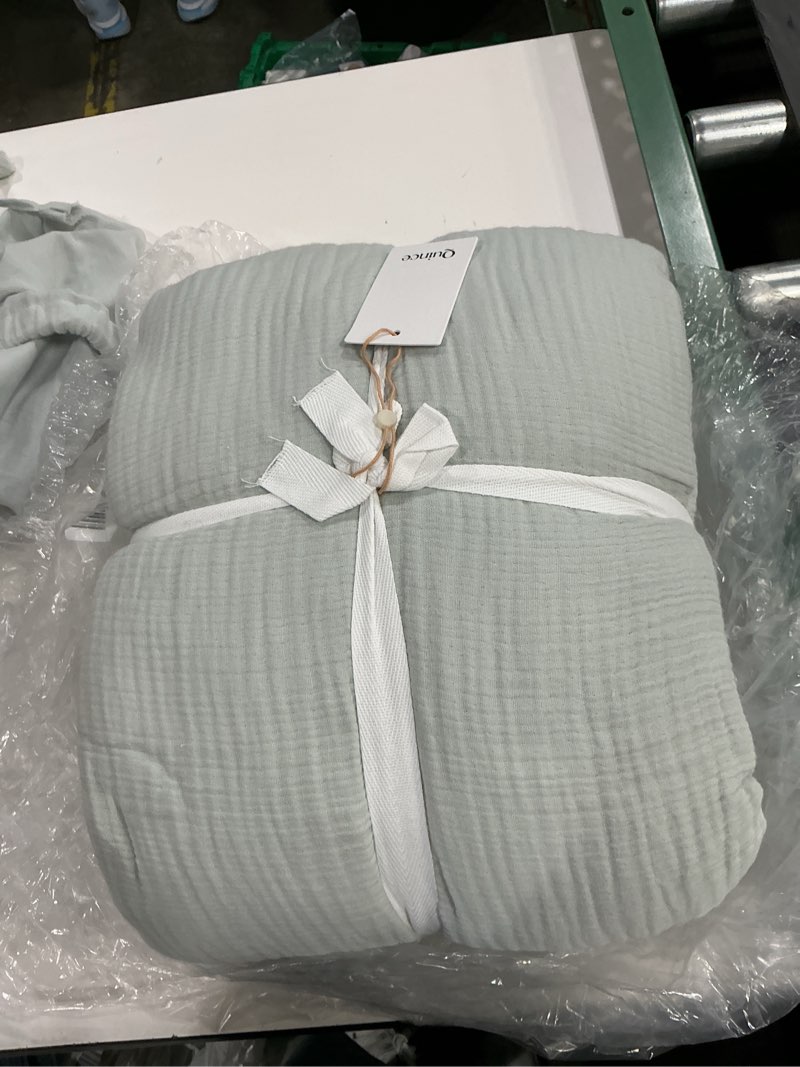 Condition photo showing As Is for quince king airy gauze duvet set 2 shams fog grey organic cotton