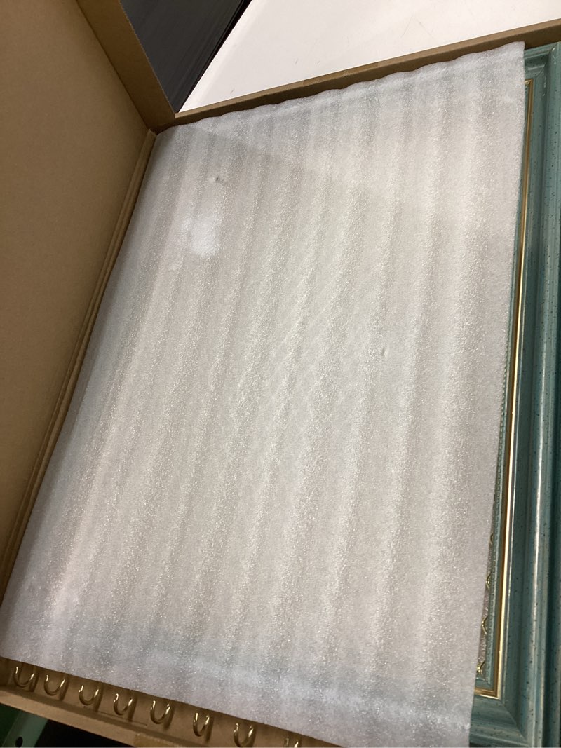 Condition photo showing Good Condition for Heesch Hanging Earring Organizer Frame Wall Mounted Jewelry Holder Vintage Rustic Stud Earring Display with Removable Rod and 12 Hooks for Necklaces, Bracelets and Rings (Teal)