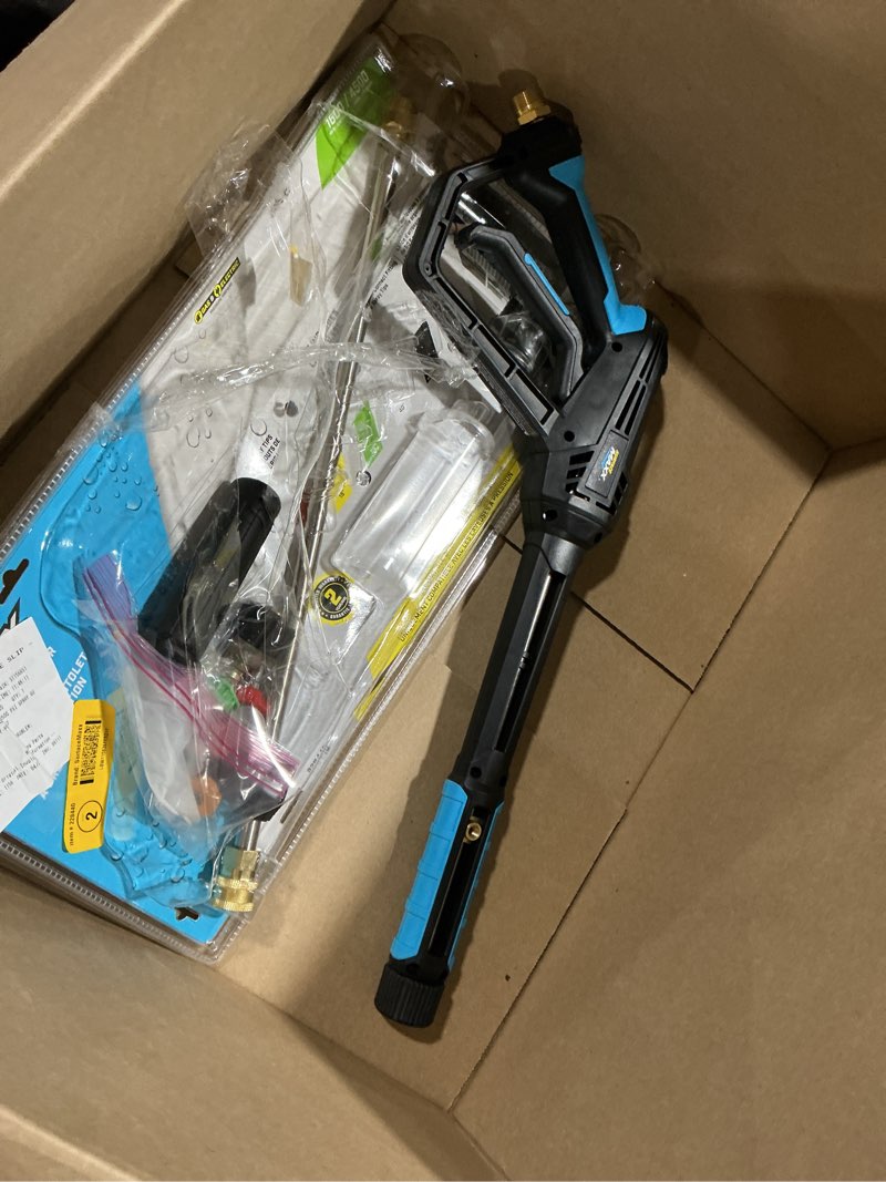 Condition photo showing Good Condition for surfacemaxx 4500-psi pressure washer spray gun kit