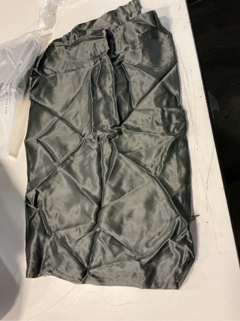Condition photo showing Good Condition for 100% mulberry silk pillowcase, standard, charcoal