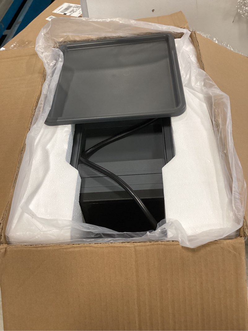 https://lotting-media.assets.bidfta.com/lotting_77c98d90-173a-4201-9524-d33e27e6d4a6