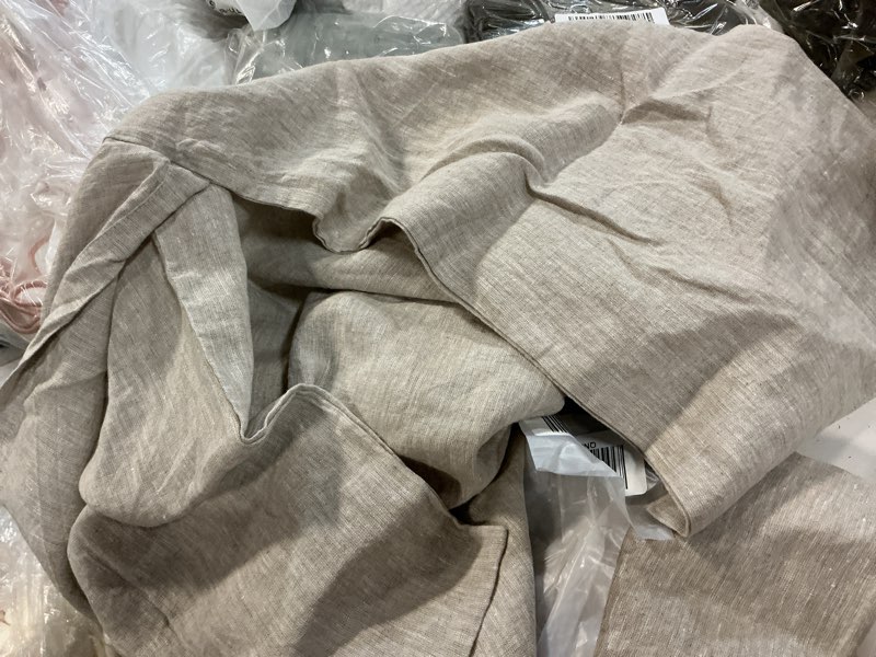 Condition photo showing Good Condition for european linen chambray sham set, king, natural