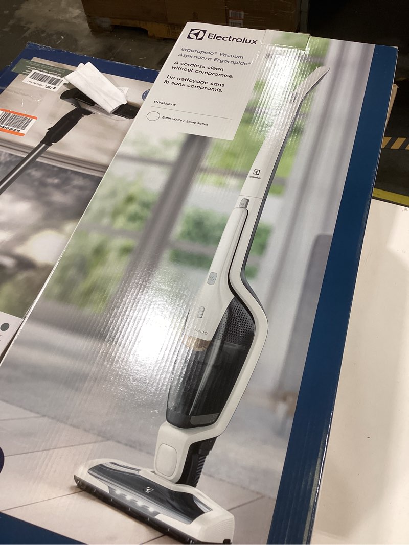 Condition photo showing Good Condition for electrolux ergorapido cordless 2-in-1 vacuum cleaner with high suction power and 180° easysteer mobility, 48-minute run time, 2 power modes, satin white standard