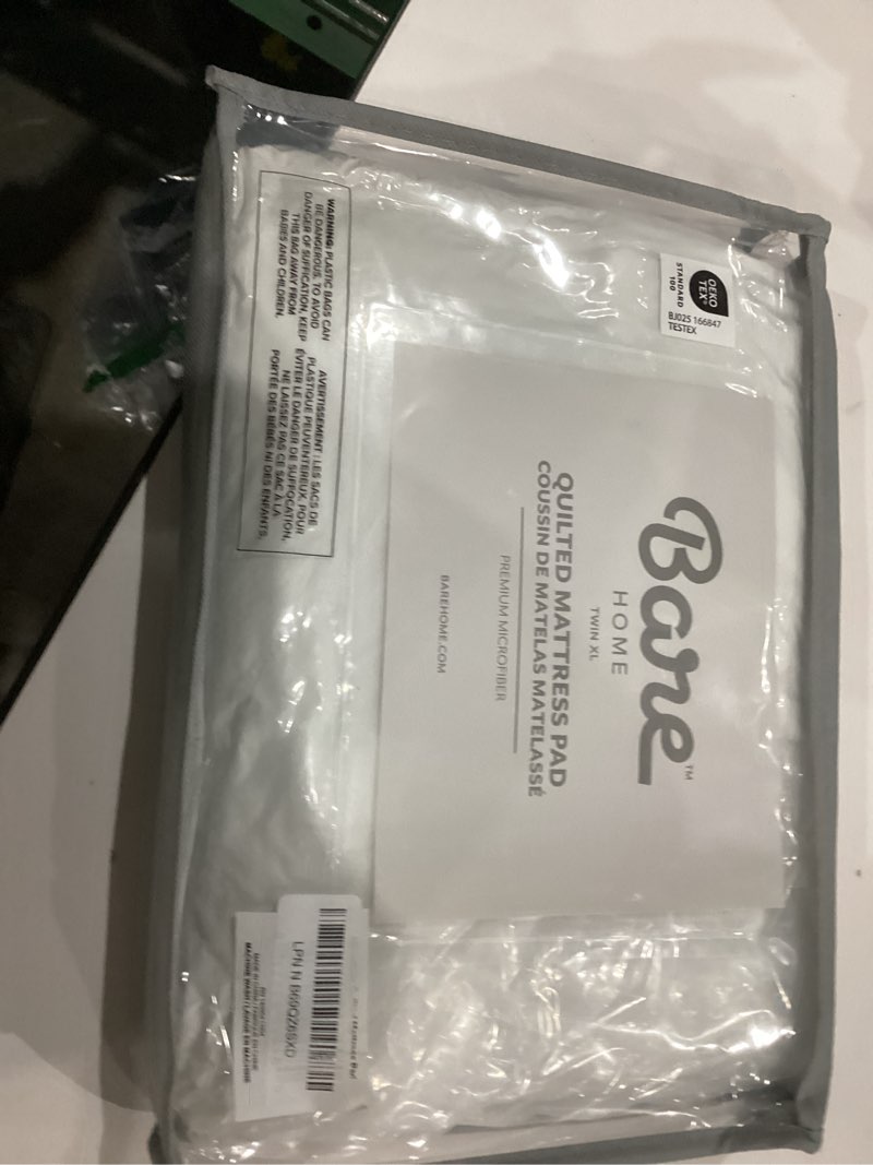 Condition photo showing New/Like New for Bare Home Twin XL Quilted Mattress Pad - Twin Extra Long - Soft Mattress Topper - College Dorm Room Essentials - Easily Washable & Comfortable - Fitted Cover - Up to 15 Inches Deep (Twin XL, White) Twin XL 01 - White