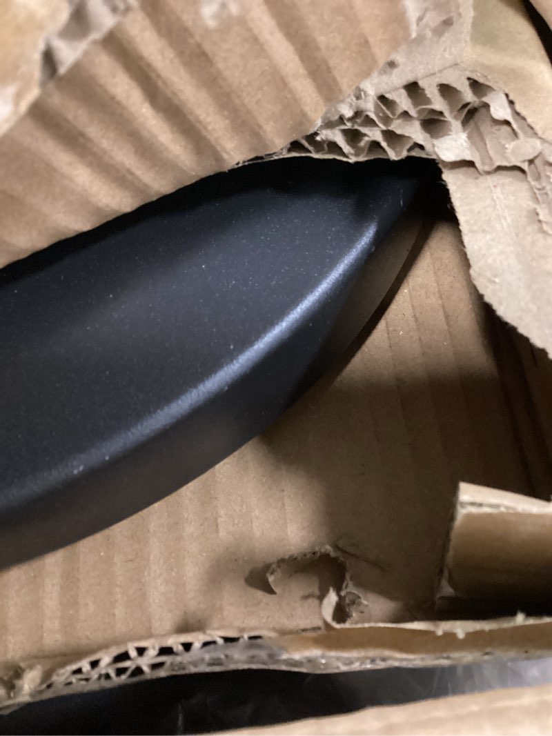 Condition photo showing Good Condition for Black Stanchion, 5 ft Black Velvet Rope Red Carpet Ropes and Poles, Stainless Steel Stanchions Post Used for Theaters, Parties, Wedding, Exhibition, 6PCS