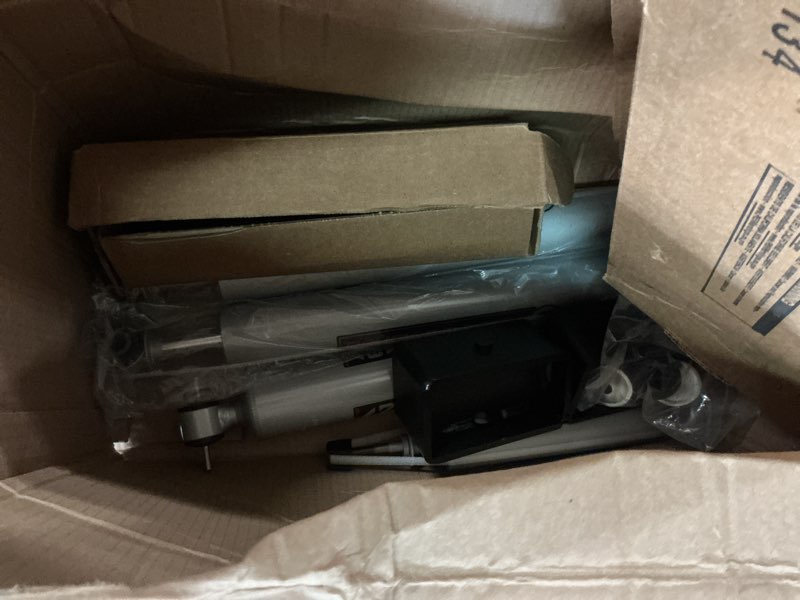 Condition photo showing As Is for rough country 4.5" n3 lift kit for 1999-2006 chevy/gmc 1500 2wd - 239n2