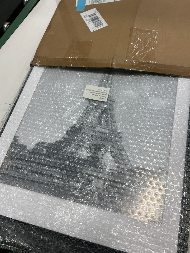 Condition photo showing Good Condition for upsimples 16x24 Picture Frame, Display Pictures 14x20 with Mat or 16 x 24 Without, Wall Hanging Poster Frames, Black, 1 Pack Black 16x24