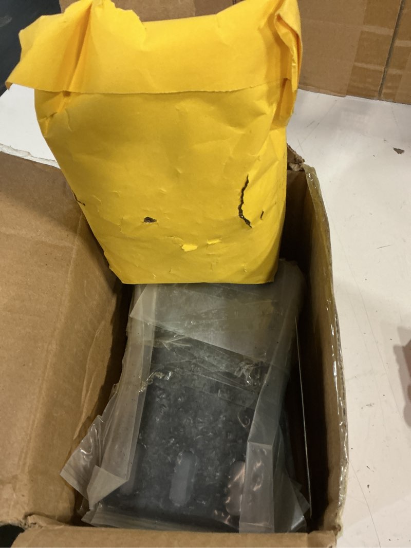 Condition photo showing Good Condition for 8pack e track plate heavy duty kit, e-track rail mounting back plate, e track backing plate, e-track accessories for etrack rail installation black 8 black