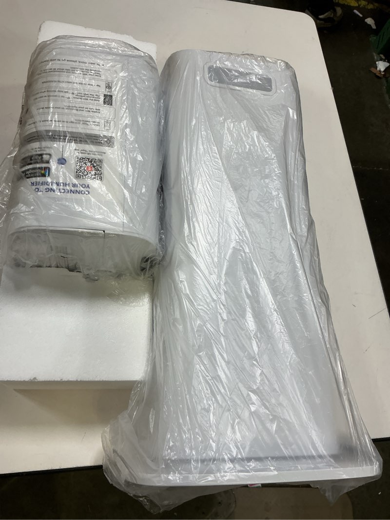 Condition photo showing Good Condition for Smart Humidifiers Large Room Bedroom Home,2.11Gal(8L) Quiet Top Fill Cool Mist Humidifier,Smart App & Remote Control, 3 Speed Humidifier with 360°Nozzle,Humidity Setting for Baby Office Plant(White)