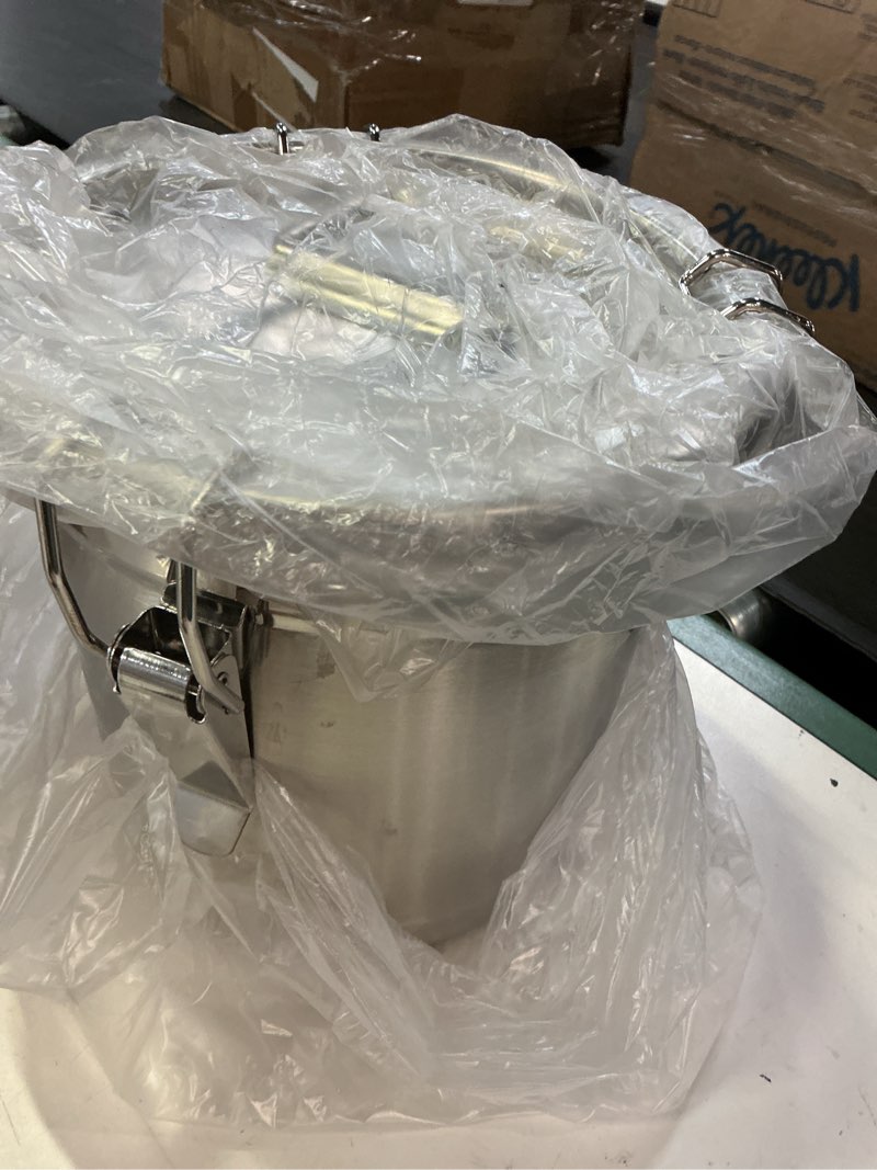 Condition photo showing New/Like New for 304 stainless steel airtight canister for kitchen, 5.5gal canisters container with lids and sturdy locking clamp,bucket food storage containers airtight for flour coffee bean tea (21l)