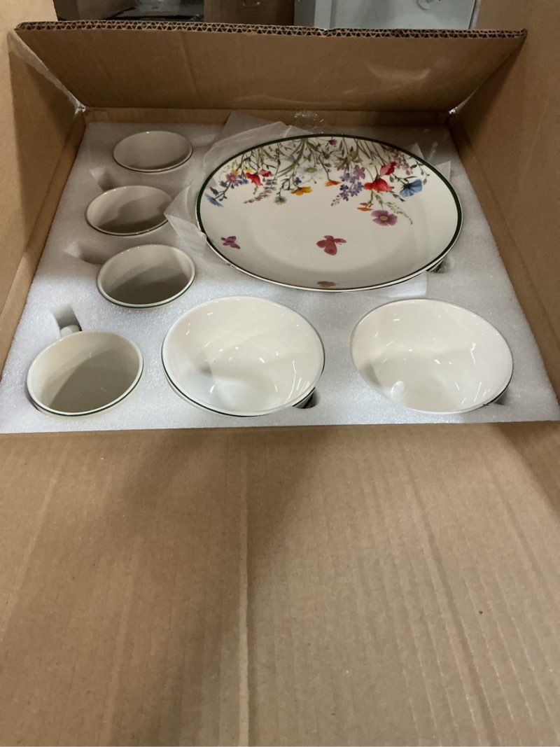 Condition photo showing New/Like New for pickmesh 16 pcs wildflower ceramic dinnerware set for 4 guest floral dish set spring butterfly dinner plates salad plates bowl mug kitchen gift for spring kitchen holiday party decoration spring wildflower