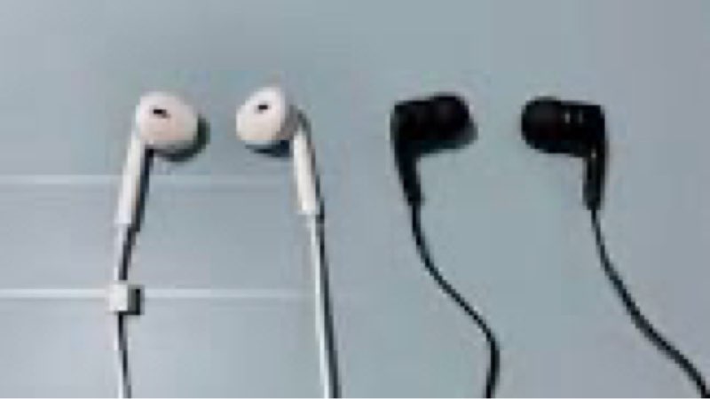 assortment of loose electronics, headphones, etc.