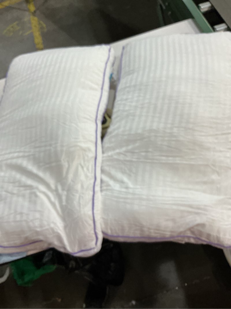 Condition photo showing As Is for SLEEPDIARY King Size Pillows Set of 2,Hotel-Quality Bed Pillows with Zipper for Adjustable Loft, Machine Washable, Down Alternative Filling for Back, Side & Stomach Sleepers, White King (U.S. Standard) White 2