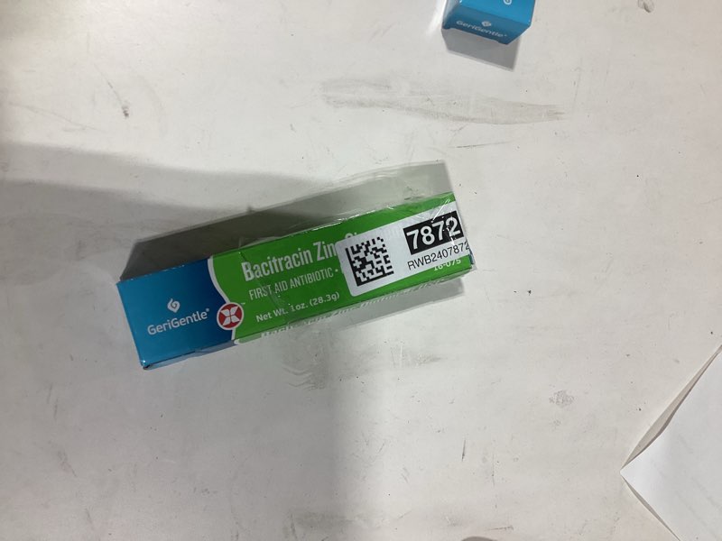 https://lotting-media.assets.bidfta.com/lotting_77fb4c47-617b-4178-ad98-df7c47293671