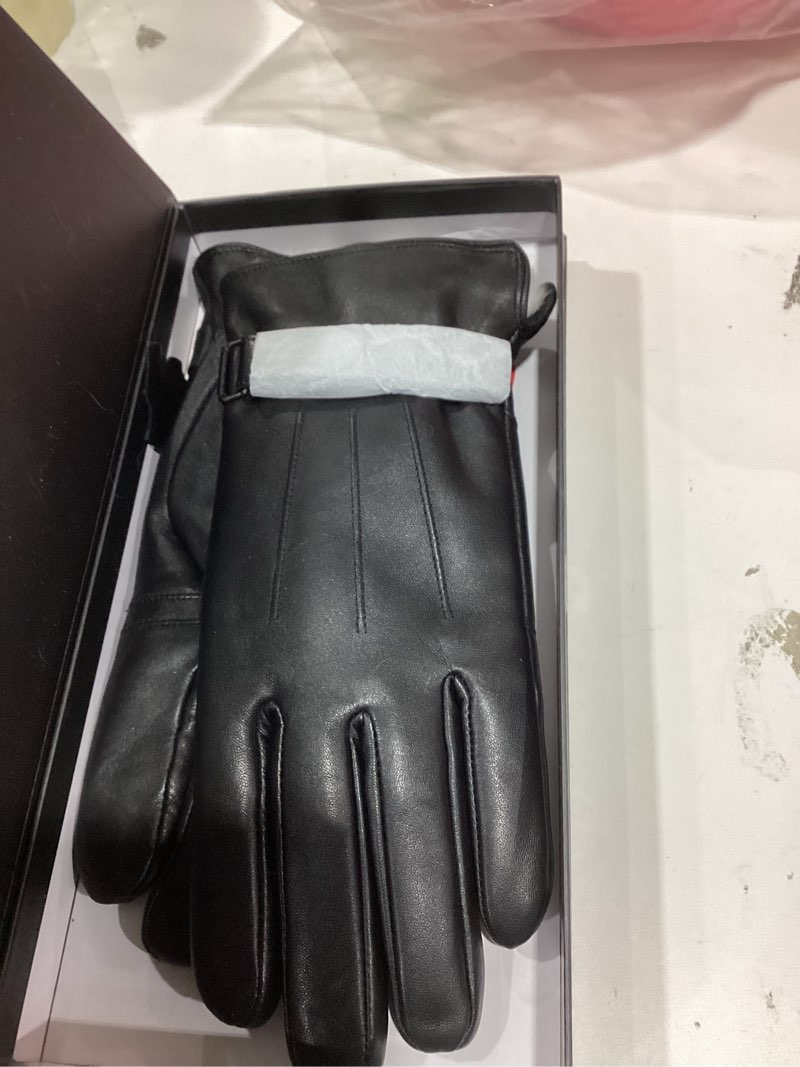 Condition photo showing Good Condition for Eadali Men's Genuine Sheepskin Leather Gloves with Rabbit Fur Lining, Full-Finger Touchscreen, Cold Weather & Luxury Gift Box Medium