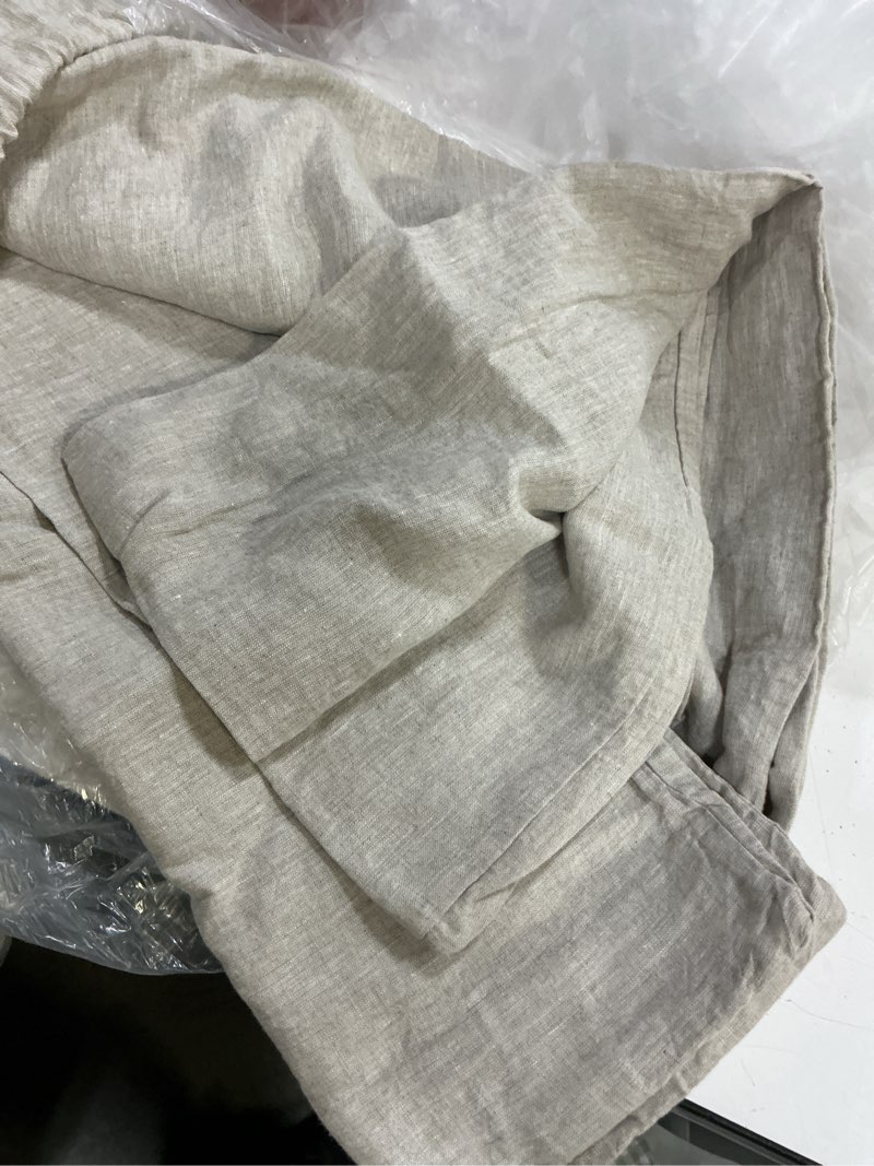 Condition photo showing Good Condition for european linen chambray duvet cover, full/queen, natural chambray