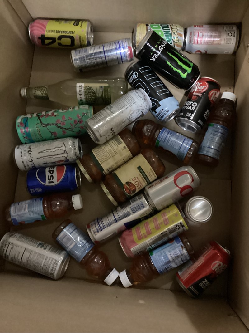 Condition photo showing Good Condition for asortee of drink ( bb 2028)