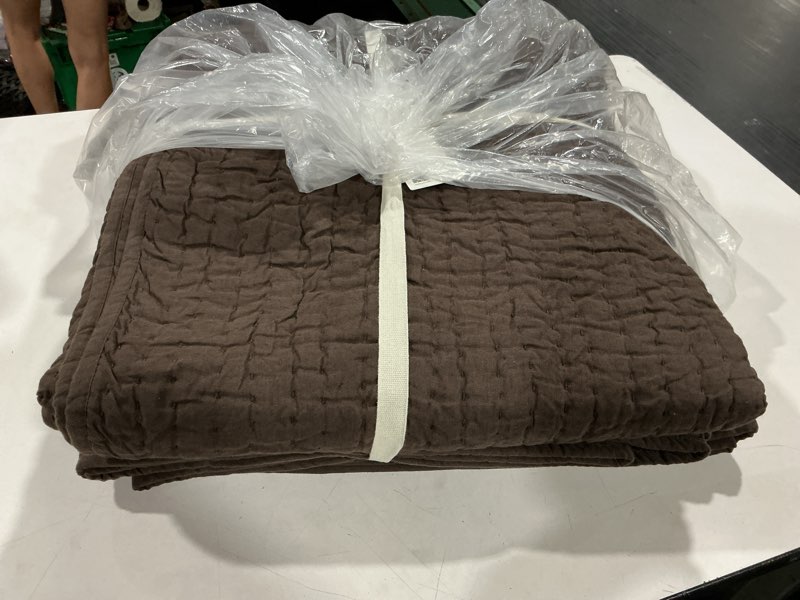 Condition photo showing Good Condition for european linen cotton stitch quilt