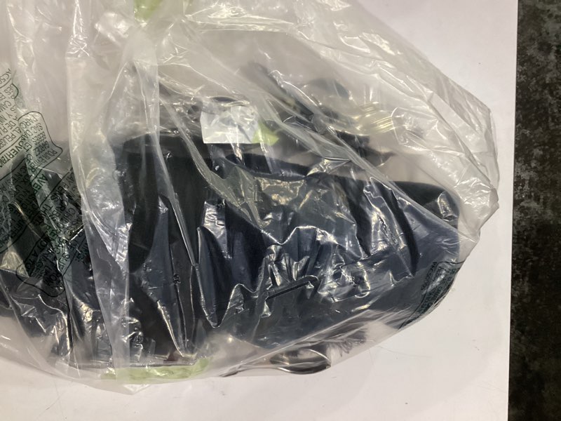 Condition photo showing Good Condition for 24 feet round pool leaf net cover for above ground pool, 24ft winter cover mesh cover with 16pcs large metal clips?pool safety net fits 24ft above ground pool, keeps leaves out of your pool fit for 24'