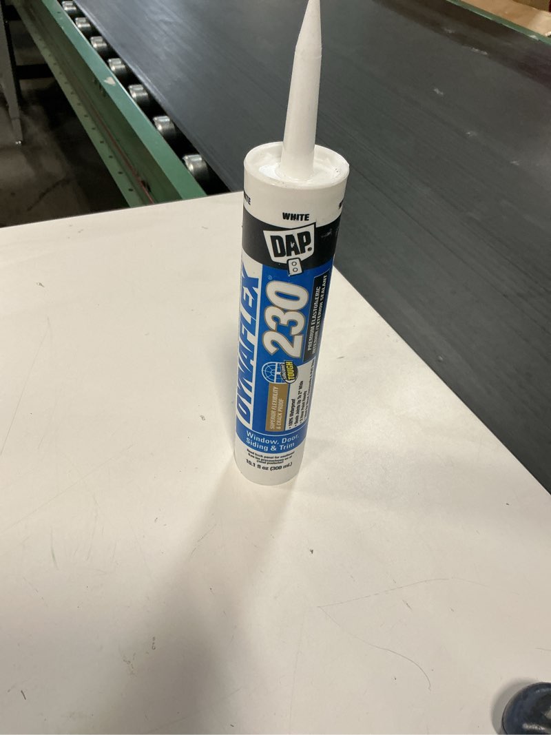 Condition photo showing New/Like New for Dap 18300 DYNAFLEX 230 Premium Indoor/Outdoor Sealant - White 10.1-oz Cartridge (18275)