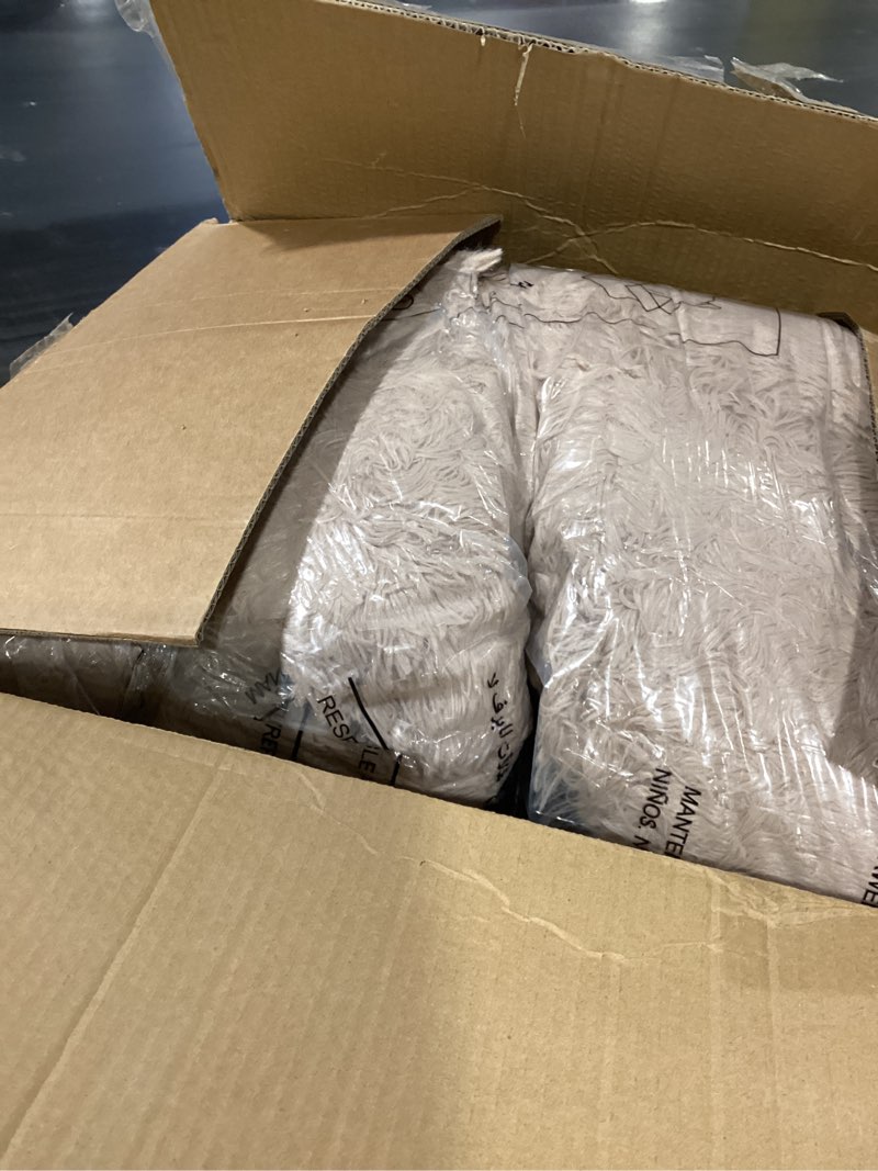 Condition photo showing Good Condition for  Similar product Donut Dog Bed - Premium Comfort for Anxiety Relief - Fluffy & Calming Design with Ultra-Plush Support | Cozy Round Dog Bed with Super Soft Circle Style (Size S Dark Grey) Small Dark Grey