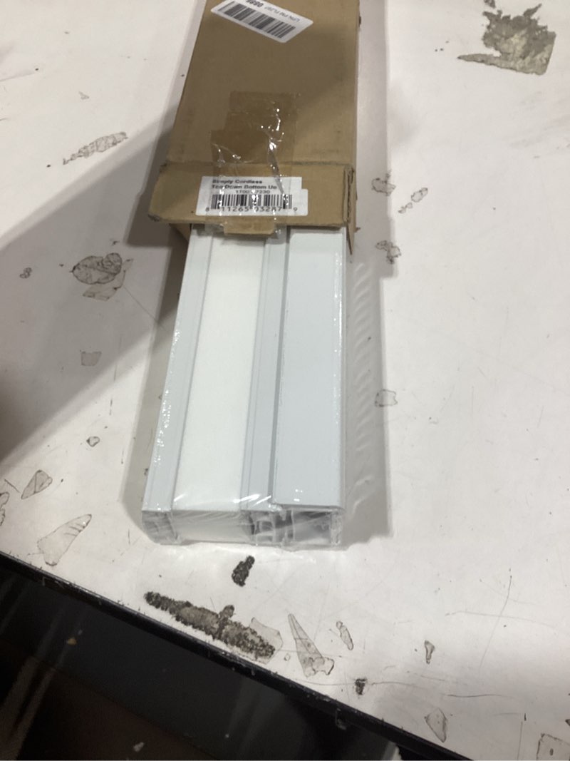 Condition photo showing New/Like New for similiar product not like stock photo blindsavenue cellular honeycomb cordless polyester shade, 9/16\" single cell, light filtering, white, size: 27\" w x 72\" h white 27\"w x 72\"h