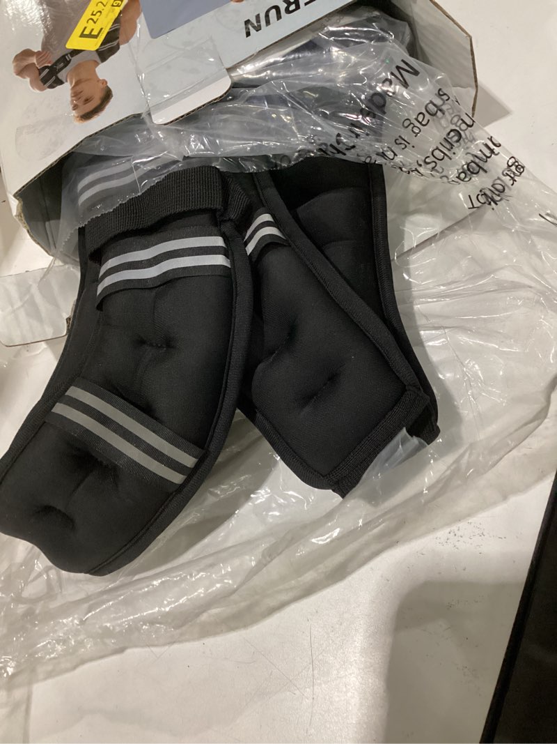 Condition photo showing Good Condition for zeerun weighted vest, 6lb/8lb/10lb/12lb/15lb/18lb/20lb/24lb/30lb for men women, reflective stripe adjustable buckle, comfortable durable rucking vest for walking running strength training 8 lb black