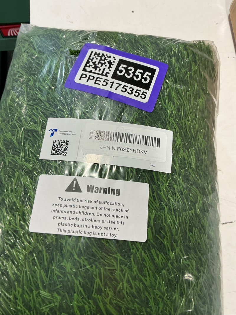 Condition photo showing New/Like New for grass pad for dogs 39.3 x 31.5 inches fast-drain artificial grass for pets potty training, easy to clean fake grass for dog indoor outdoor use(1 pack)