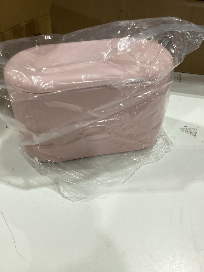 Condition photo showing Good Condition for Mini Desk Trash Can with Lid with 90 Pcs Trash Bag, Lint Bin 0.5 Gallon Countertop Waste Bin for Table Tiny Garbage Can for Office Bedroom (Pink)
