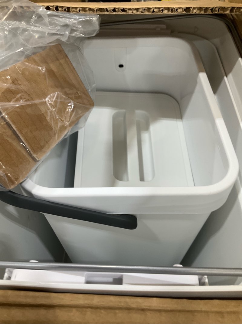 Condition photo showing Good Condition for gintan 13 gallon trash can with lid, 25-45 l altitude variable bin, garbage can with wheels for kitchen, bathroom, bedroom, office, with two space-saving hangable small waste bin and garbage bag new white