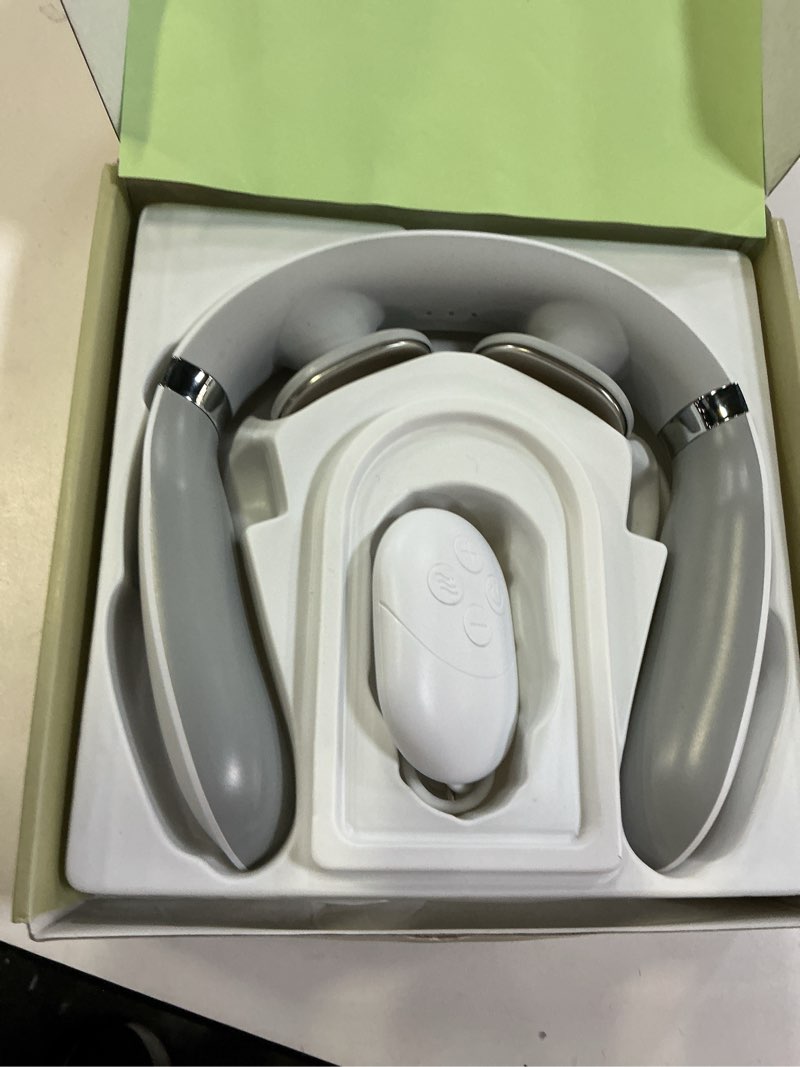 Condition photo showing New/Like New for airuntech neck massager, portable electric neck massager with heat, soothing massage for shoulders, relaxing gifts for men women