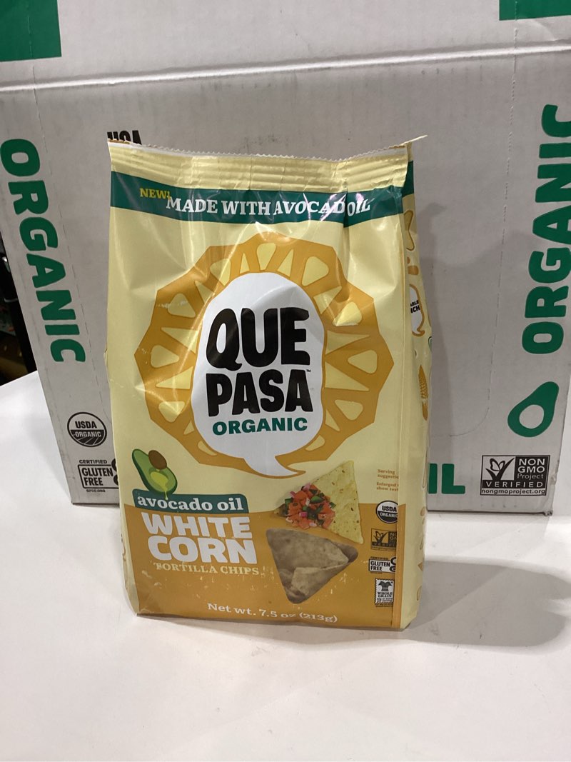 Condition photo showing New/Like New for bb may 3, 2026 que pasa organic avocado oil white corn tortilla chips, 7.5 oz (pack of 8), gluten free, non-gmo, by nature's path white corn 7.5 ounce (pack of 8)