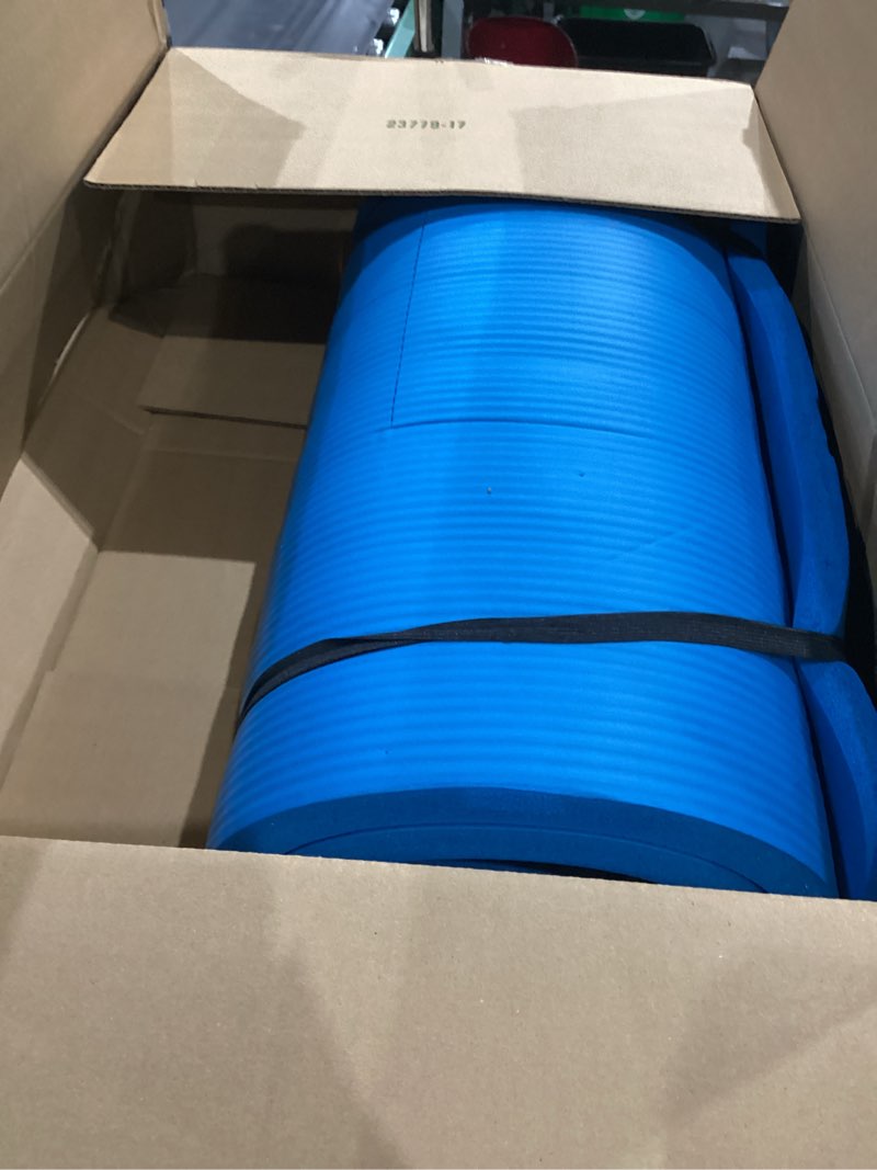 Condition photo showing Good Condition for amazon basics extra thick exercise yoga mat with carrying strap aqua 1-inch