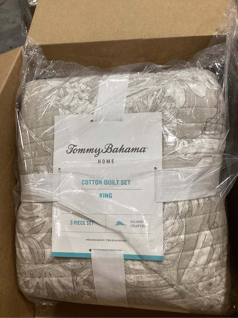 Condition photo showing Good Condition for tommy bahama - king quilt set, lightweight and breathable bedding with matching sham(s), super soft bedding set (jungle toile beige, king)
