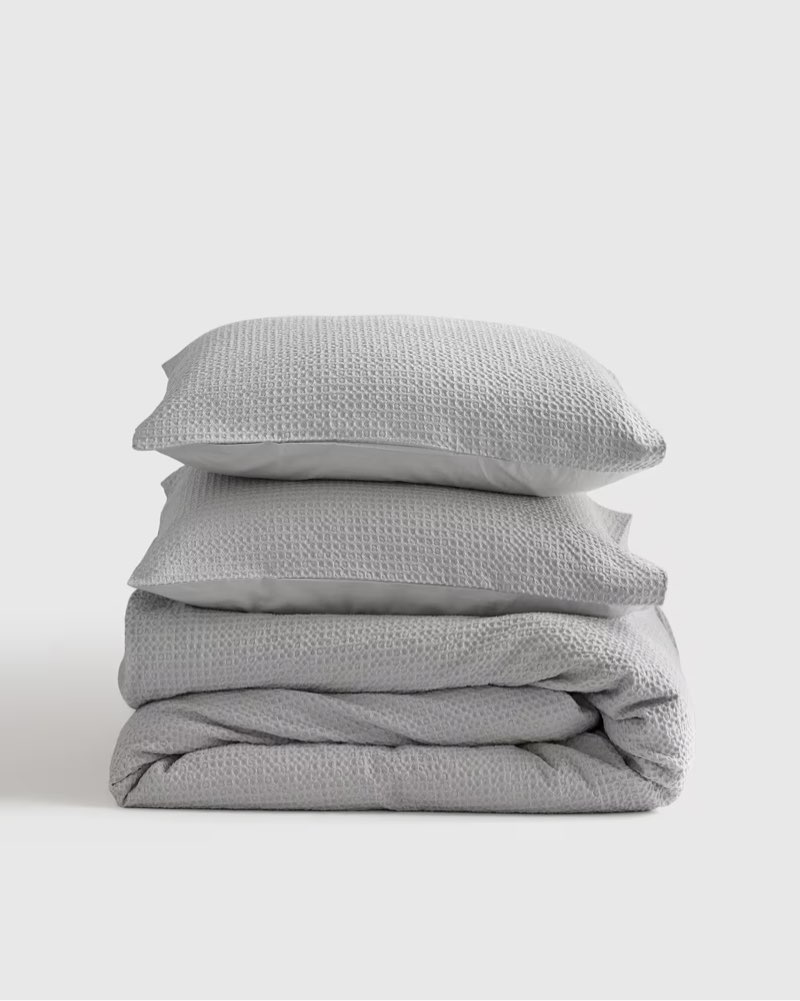 quince organic luxe honeycomb duvet cover set  king light grey