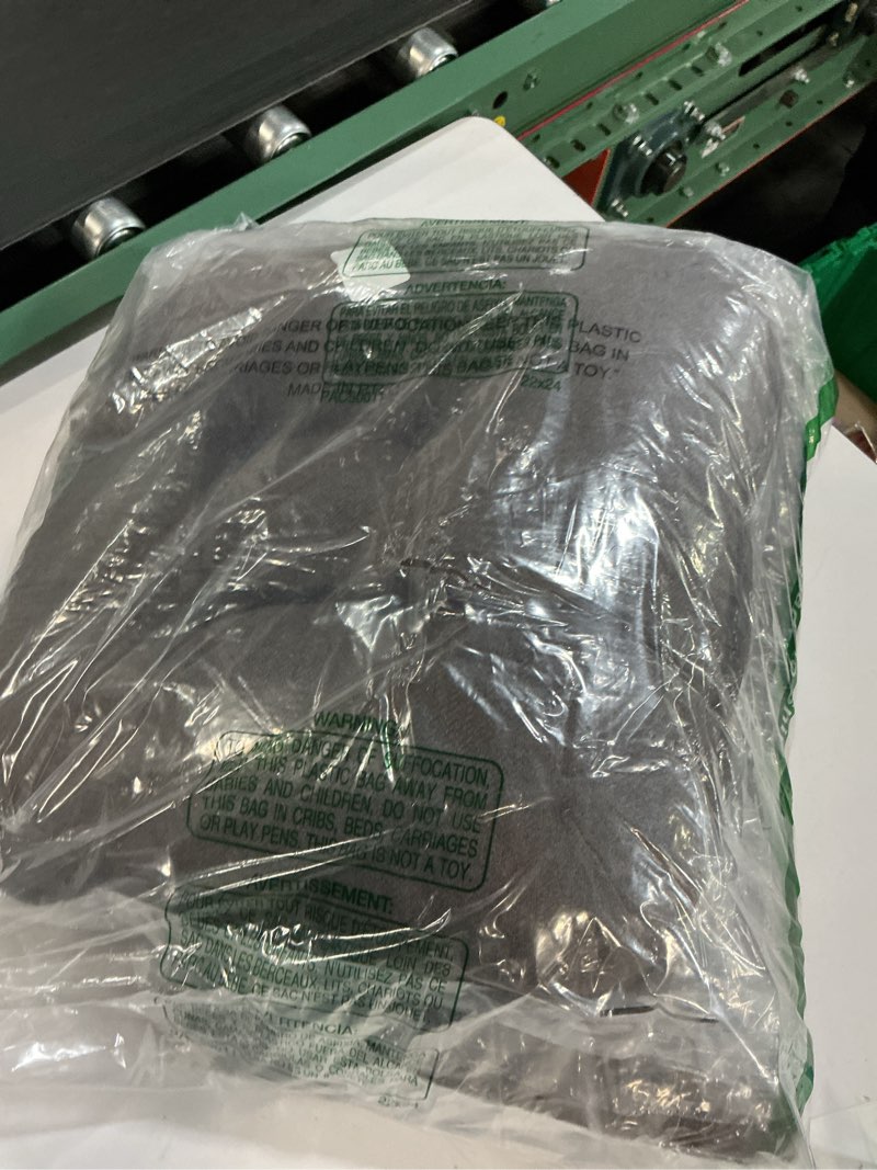 Condition photo showing Good Condition for BETU Chair Cushions for Dining Chairs Set of 4,3.5" Thick Kitchen Table Chair Pads with Ties,Non Sli