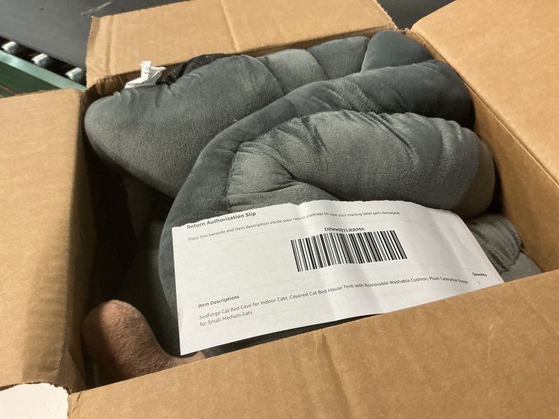 Condition photo showing Good Condition for Cute Home pet nest, Warm and Soft Plush cat Bed, Cartoon Caterpillar Design, Thickened for Warmth, Dark Gray, Foldable for Easy Storage, Suitable for Large Cats (19.7''X15.7''X11.8'')