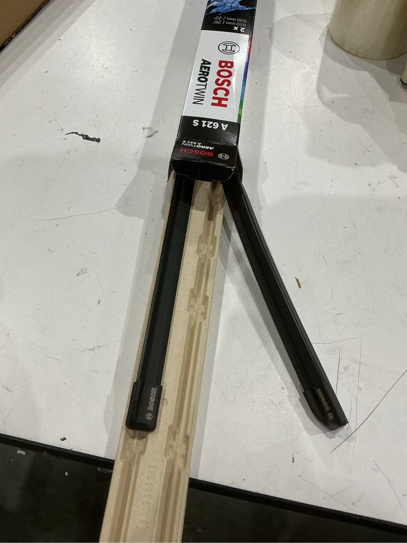 Condition photo showing Good Condition for bosch 3397014621 aerotwin oe replacement wiper blade set of 2 combo pack - (26" & 20") combo pack (26" & 20") top lock narrow