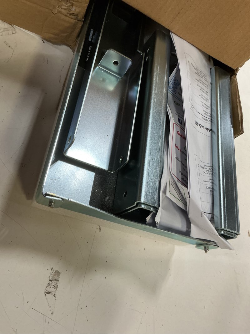 https://lotting-media.assets.bidfta.com/lotting_78641e55-fd98-479c-9cf9-44110bf76f74