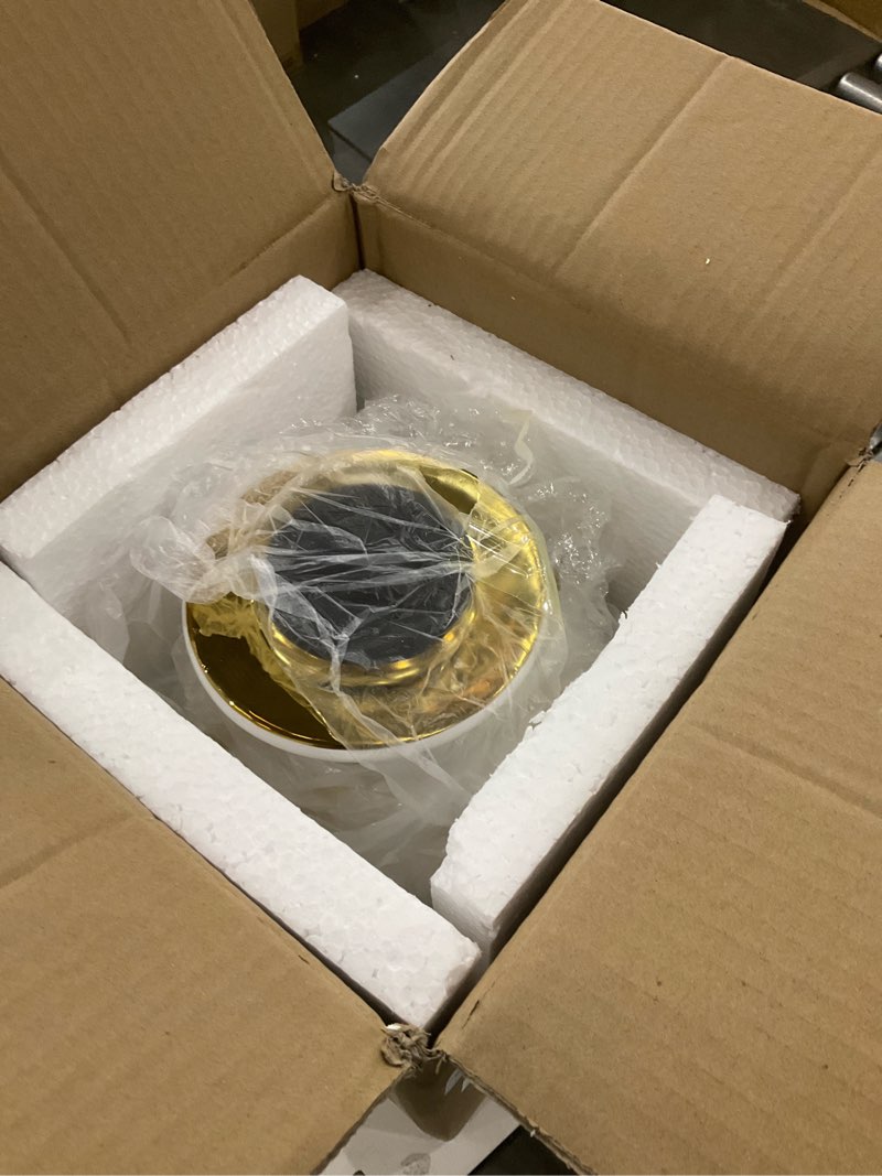 Condition photo showing New/Like New for 18" Ceramic Ginger jar vase electroplated Striped Pattern Gold Edged White Ginger jar Decorative vase with lid Suitable for Home, Office, Table, Living Room, Bookshelf (18in)