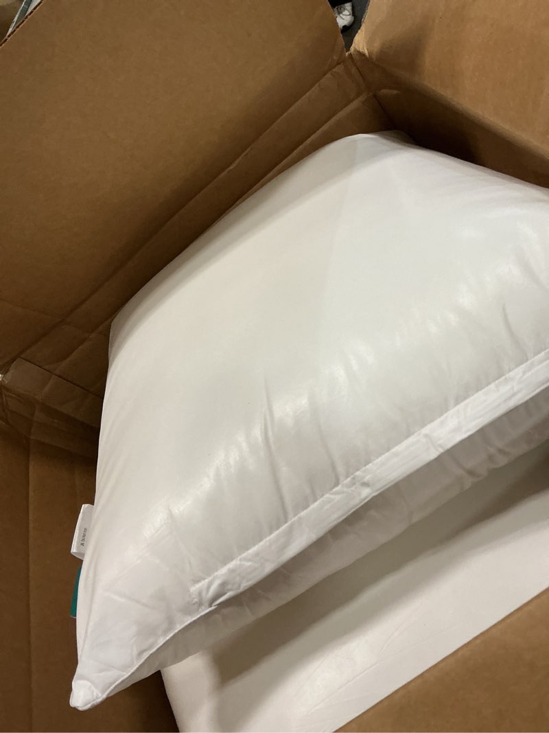 Condition photo showing Good Condition for oubonun 20x20 outdoor pillow inserts (pack of 4) - square waterproof throw pillow - decorative throw pillows insert for couch sofa bed patio furniture - white pillows 20 x 20 (pack of 4)