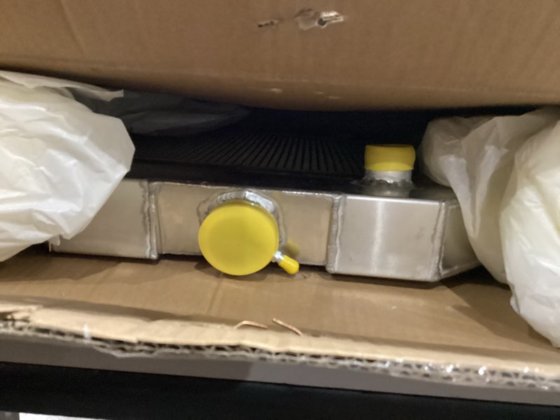 Engine Coolant Radiator Aluminum Compatible with Ford F-100 1967-1979?F-150 1978-1979?F-250 1967-197