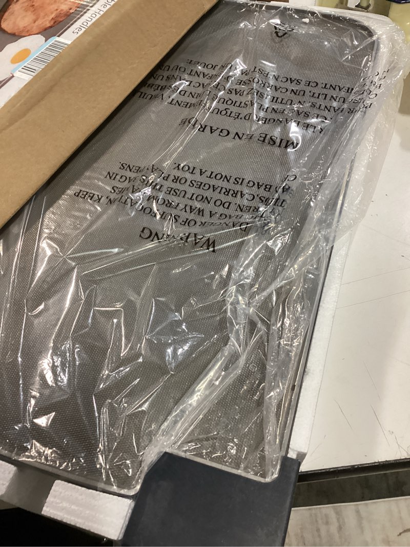 Condition photo showing Good Condition for Presto 07062-22-Inch Ceramic Removable Handles Electric Griddle, Grey Ceramic