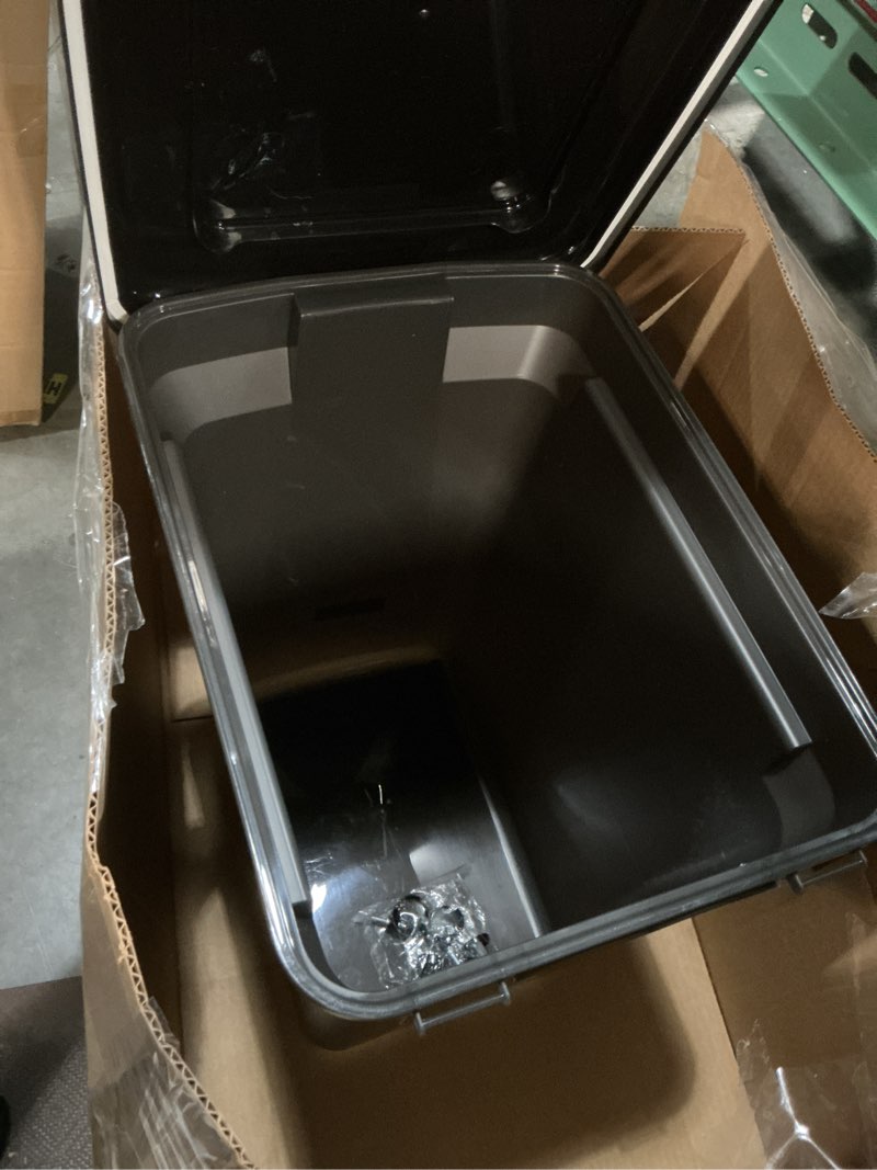 Condition photo showing Good Condition for iris usa 58 lbs / 67 qt weatherpro airtight pet food storage container with attachable casters, for dog cat bird and other pet food storage bin, keep fresh, easy mobility, bpa free, smoke 58 lbs smoke