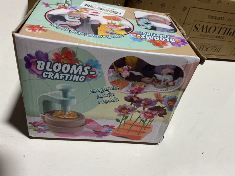 Condition photo showing New/Like New for fabric flower bouquets toys, diy craft kits toys for kids - flowers market toy, build your flower bouquet, arts & crafts for 4+ year toddler girl, educational activity preschool b-day gifts diy flower set