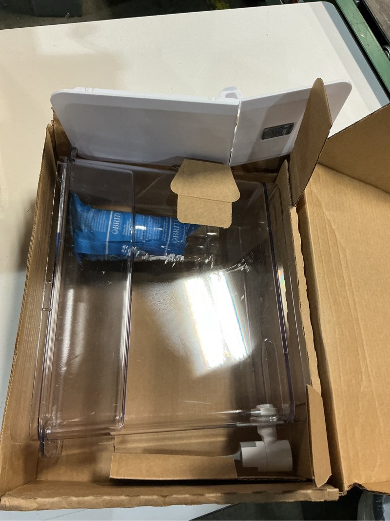 Condition photo showing Good Condition for brita ultramax large water dispenser with 1 britaplus filter, 27 cup, white (package may vary) plus white