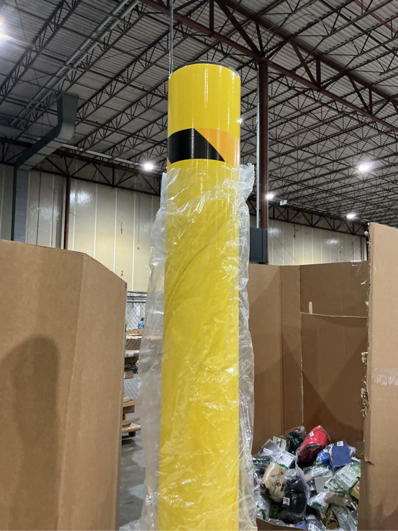 Condition photo showing Good Condition for nilight safety bollard, 42 inches height steel bollard post high high visibility, 1 pack 42"hx5.5"d 1 pack