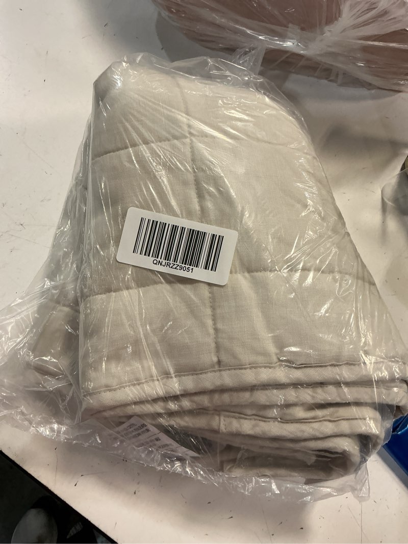 Condition photo showing Good Condition for european linen box quilt sham set, full/queen, sand
