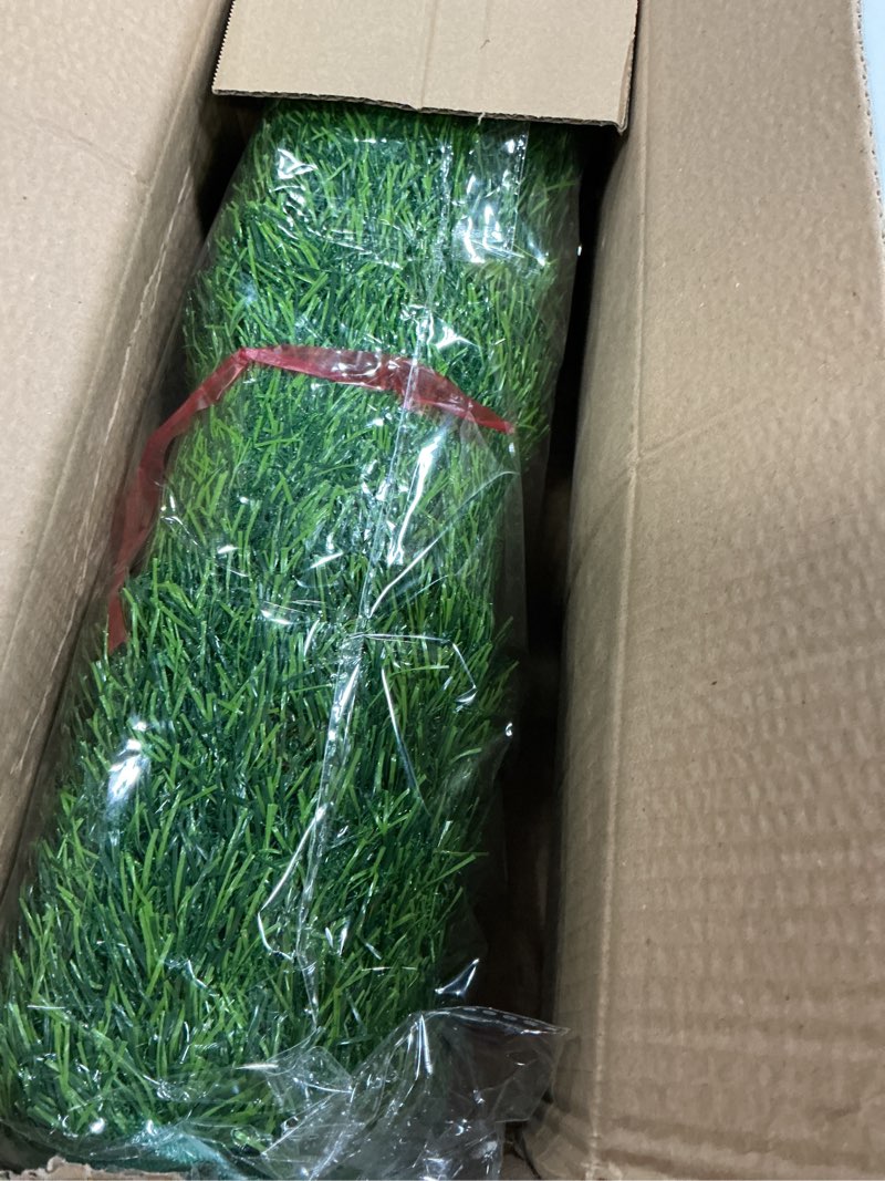 Condition photo showing Good Condition for artificial grass for dogs potty, 31x51in washable hemmed edge grass pee pad outdoor indoor, realistic dog grass mat with drainage holes, dogs potty training rug for balcony lawn decoration
